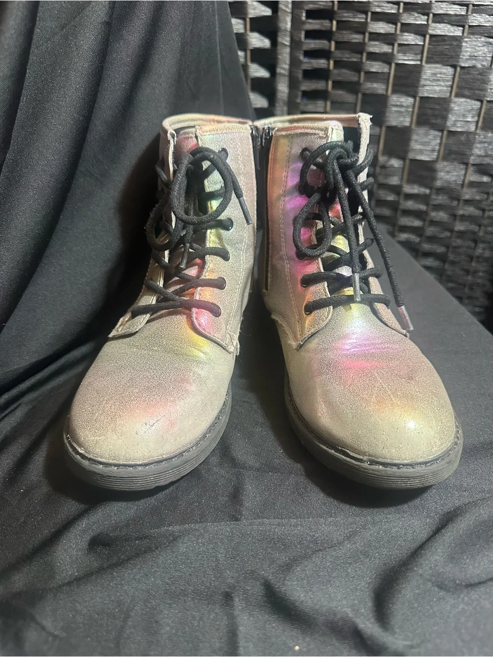 Girls Rainbow Lace-Up Boots Size 4 Pre-Owned